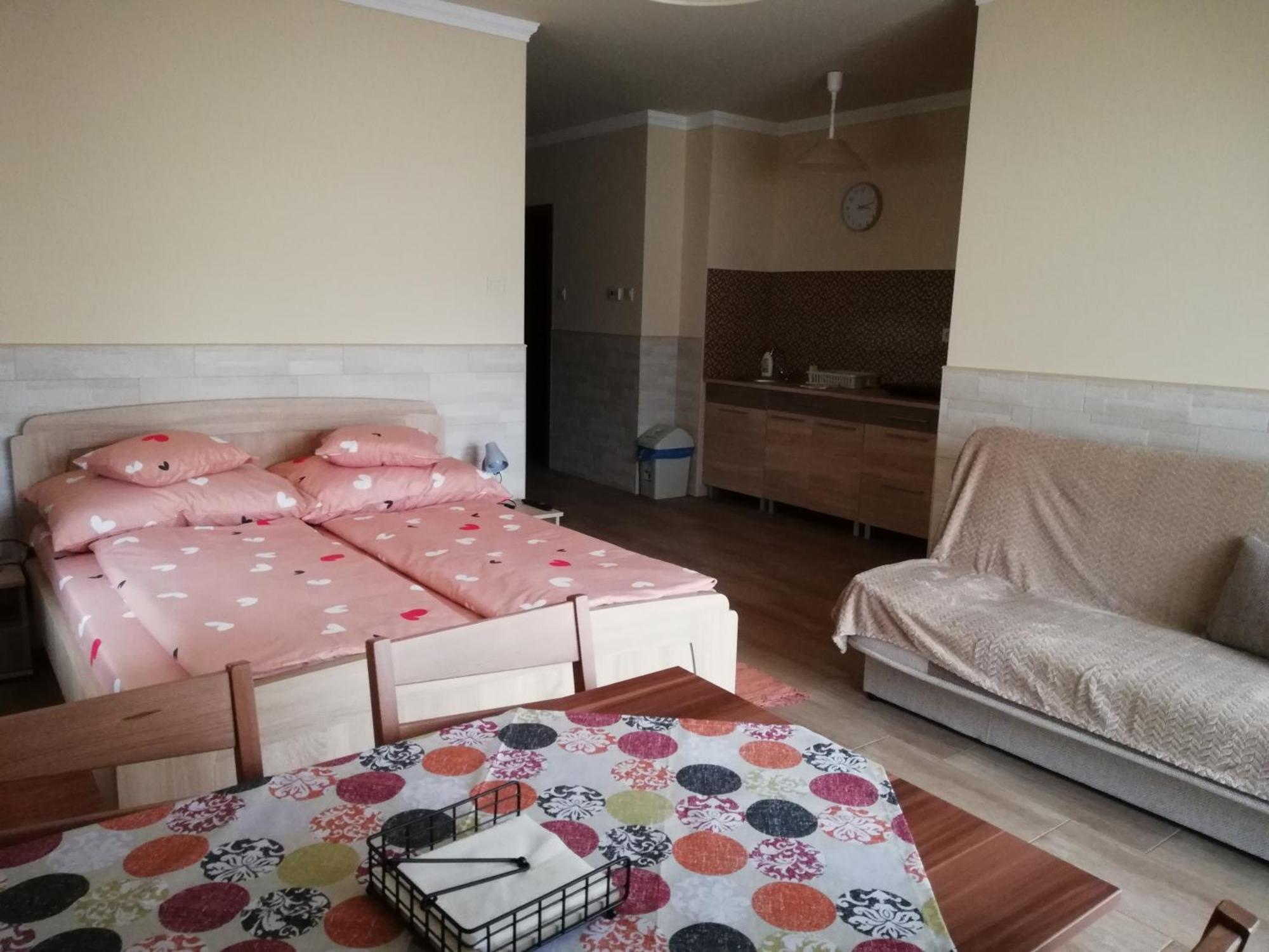 Imola Es Andrea Apartmanhaz 3 Hajdúszoboszló Exterior foto